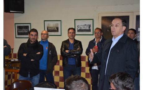 Les Arbitres sur le terrain